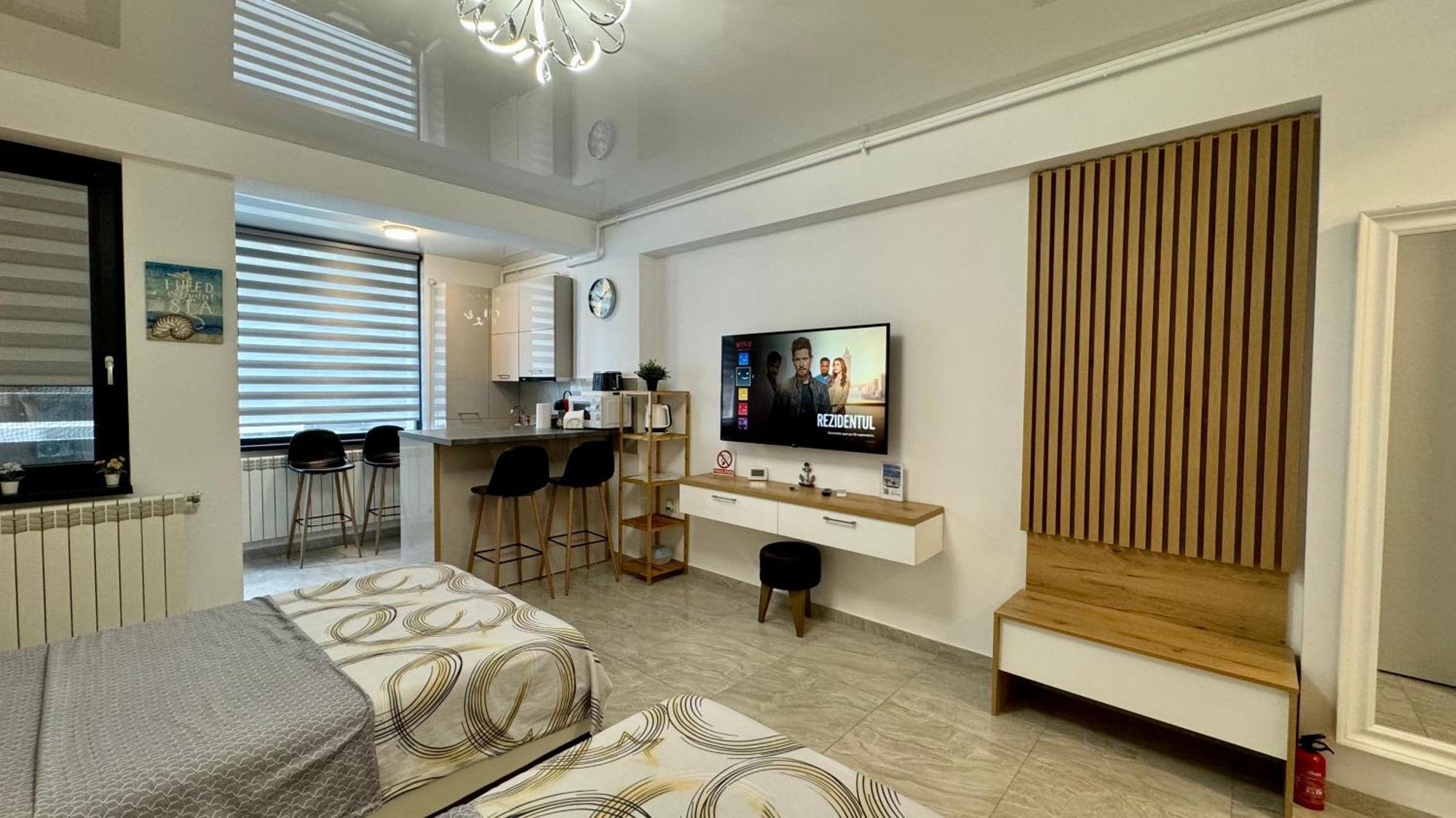 Seaview Deluxe Double Studio - Beachfront Resort Năvodari Exterior foto